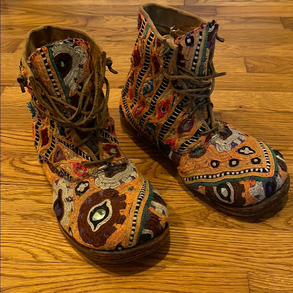 Vintage Magnolia Pearl Bojangles Boots 39 (us 9)
